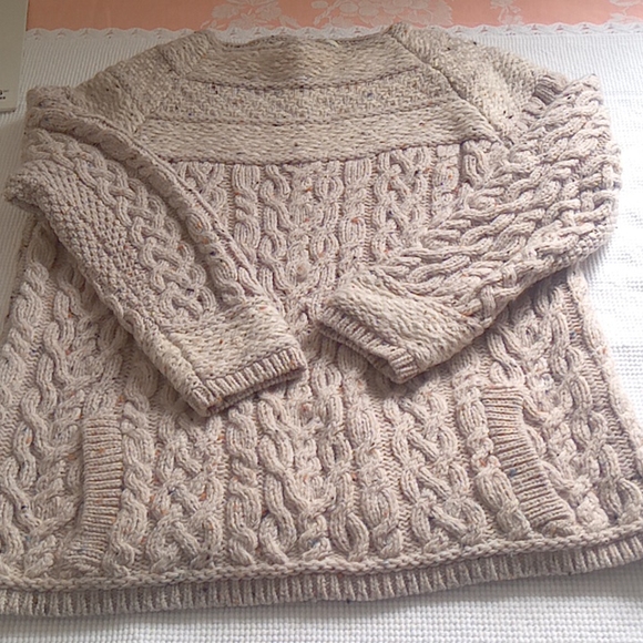 Aran Mor Sweater - Picture 8 of 14